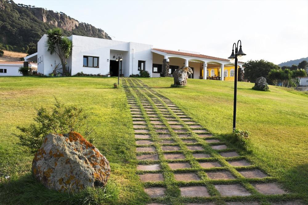 Hotel La Fattoria Castelsardo Exterior foto