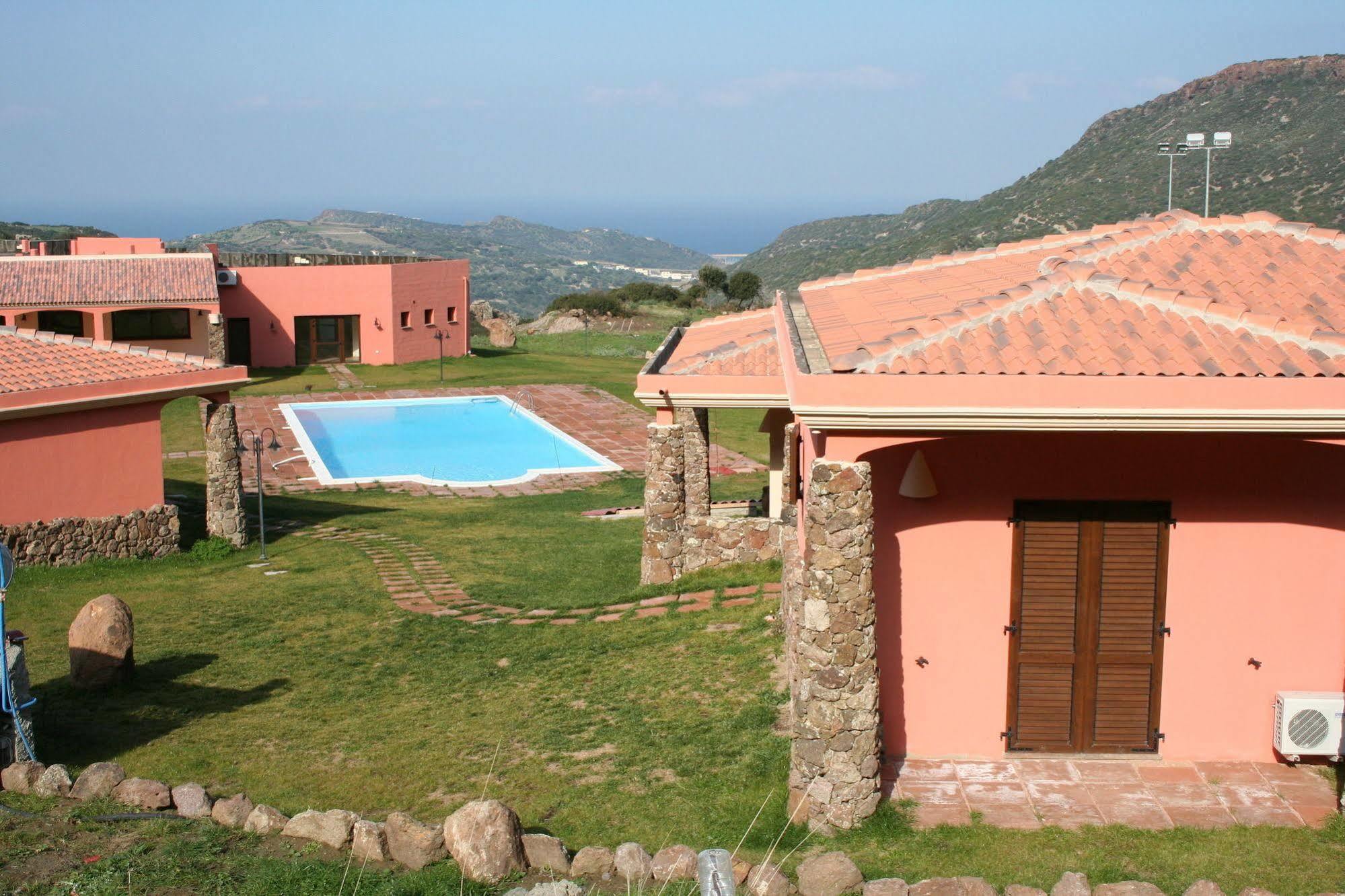 Hotel La Fattoria Castelsardo Exterior foto