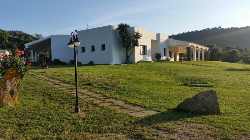 Hotel La Fattoria Castelsardo Exterior foto